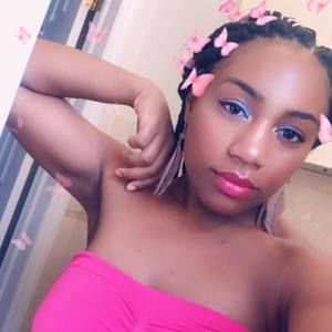 Meet your Posher, Leah